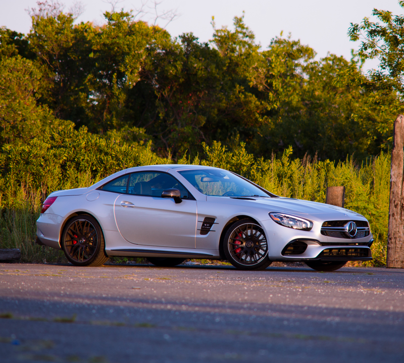 Illustration for article titled The 2017 Mercedes-AMG SL63 Is The Explosive Total Package That Does Damn Near Everything